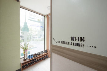 Cheese Myeongdong Hotel 2*